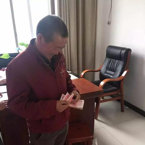 揭秘！不知道别人微信密码，如何查看他微信聊天记录？
