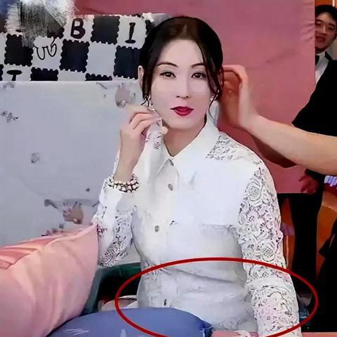 揭秘微信聊天记录，如何查看老公历史聊天，破解外遇疑云！