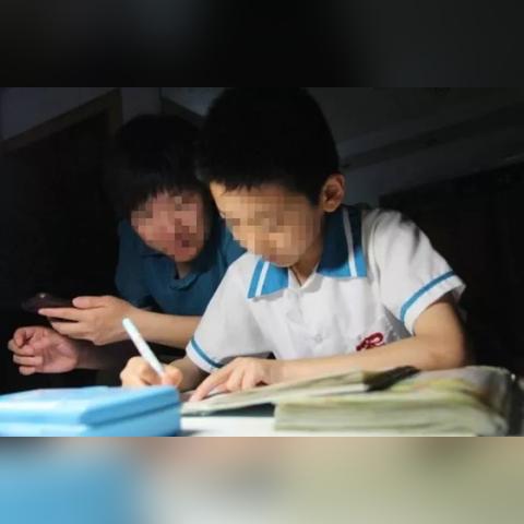去外国可以做什么工作赚钱，多种职业路径与成功案例解析