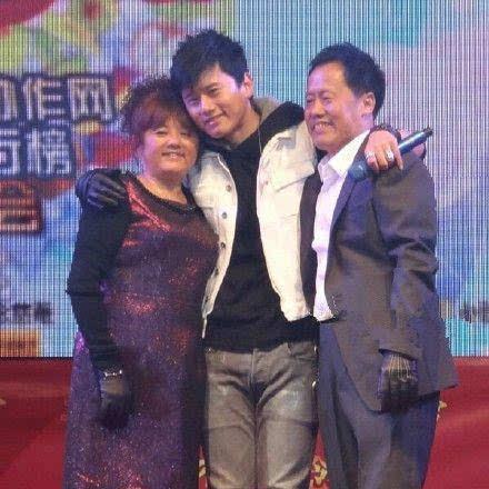 做什么工作旺财运赚钱呢？从行业选择到实践案例的全面解析
