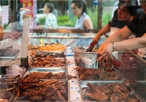 回内江做什么生意好赚钱？详解几大热门行业与商机