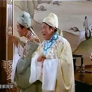 秋香家具折扣仓加盟指南，一步步教你如何成功加盟