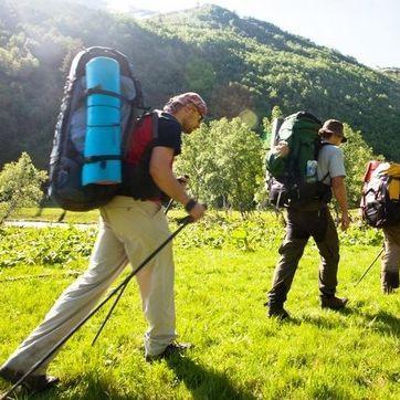 户外登山鞋品牌t恤，时尚与功能的完美结合