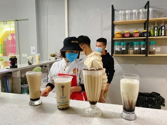 梅林甜品外卖加盟之路，如何轻松开启你的甜蜜事业？