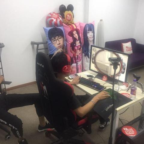 揭秘抖音月付提现巨星平台，轻松赚钱，你也能成为提现达人！