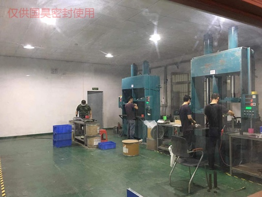 冲压小作坊的赚钱秘诀，聚焦热门产品与市场策略