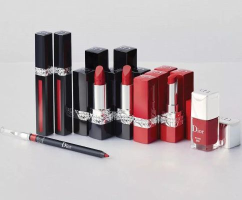 探索口红的世界，从经典到创新，每一色都值得拥有！