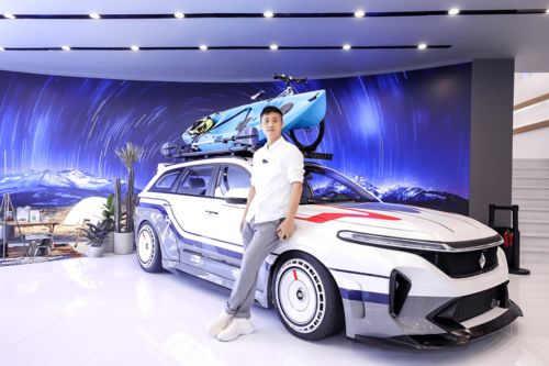 汽车品牌联名衣服的潮流与创新