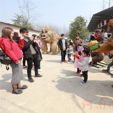 带动农民致富，探索与行动