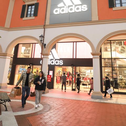 奥特莱斯户外品牌的魅力与挑战