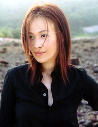 谢娜的母婴品牌—从明星到亲民妈妈的蜕变之路