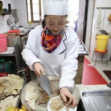 牛骨餐饮品牌，传统与现代的融合