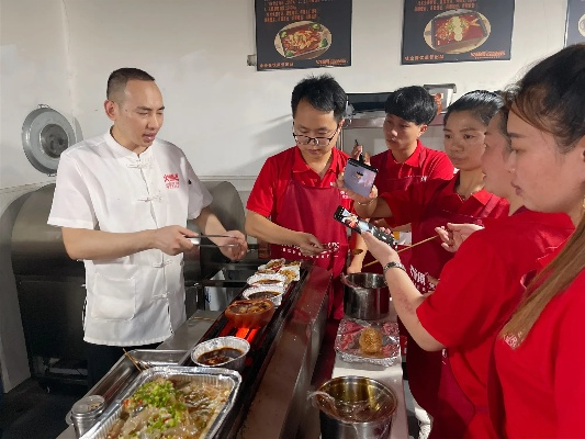 河北餐饮创业团队的成功之路